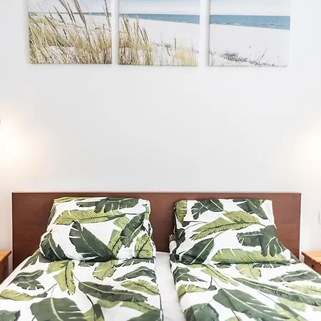 Free Parking - Dob50 Spacious - 2 Separate Bedroom, 5 People, Ac, Wifi *