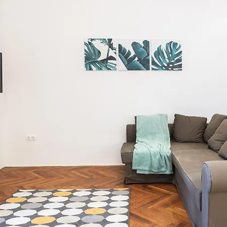 Free Parking - Dob50 Spacious - 2 Separate Bedroom, 5 People, Ac, Wifi Apartment Budapest