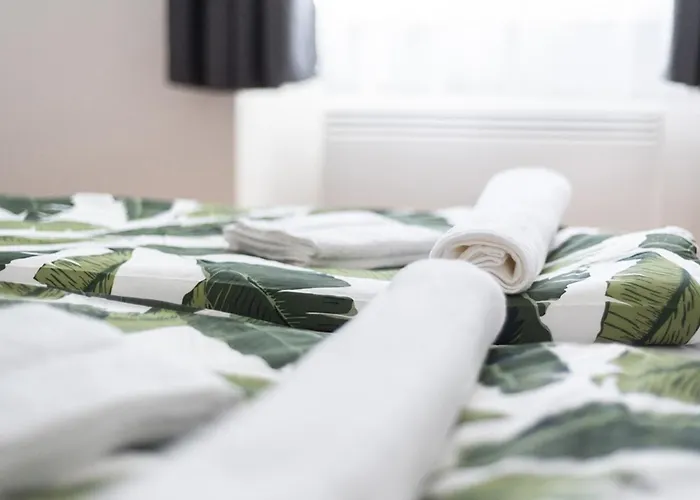 Free Parking - Dob50 Spacious - 2 Separate Bedroom, 5 People, Ac, Wifi Apartmán