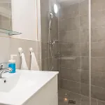 Free Parking - Dob50 Spacious - 2 Separate Bedroom, 5 People, Ac, Wifi Appartement Boedapest
