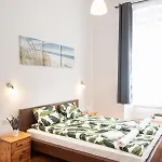 Free Parking - Dob50 Spacious - 2 Separate Bedroom, 5 People, Ac, Wifi * Boedapest