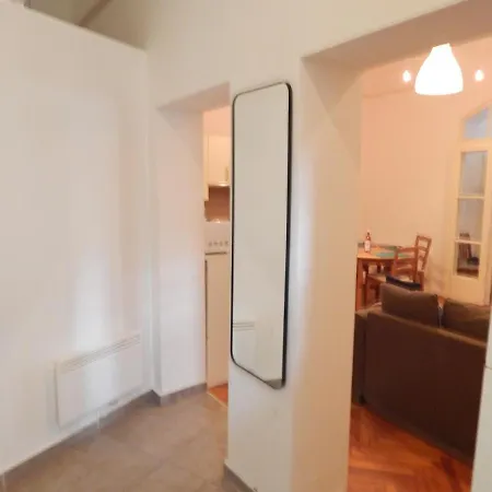 Free Parking - Dob50 Spacious - 2 Separate Bedroom, 5 People, Ac, Wifi דירה בודפשט